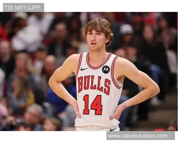 冲击力很强!布泽利斯12中7砍21分 抢6板送3帽&战斧隔扣斯图尔特 冲击力很强!布泽利斯12中7砍21分 抢6板送3帽&战斧隔扣斯图尔特